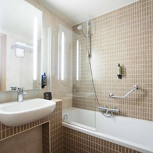 Superior Room 2 Single Beds